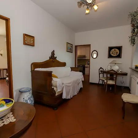 Casa Dei Capitani *