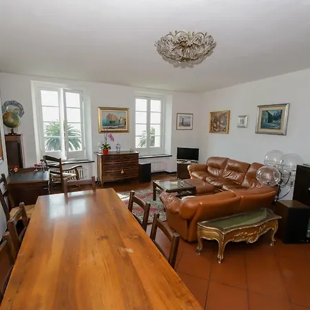 Casa Dei Capitani *