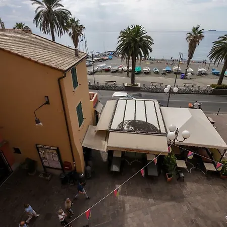 Casa Dei Capitani *